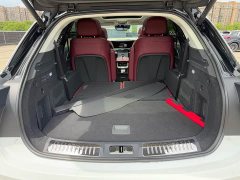 FAW Red Flag E-HS9 2022 660km Range Flagship Edition Six-Seater - ფოტო 15