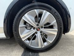 FAW Red Flag E-HS9 2022 660km Range Flagship Edition Six-Seater - ფოტო 16