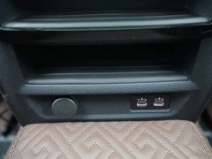 BMW 5 Series facelift 2 525Li M sports package - photo 18