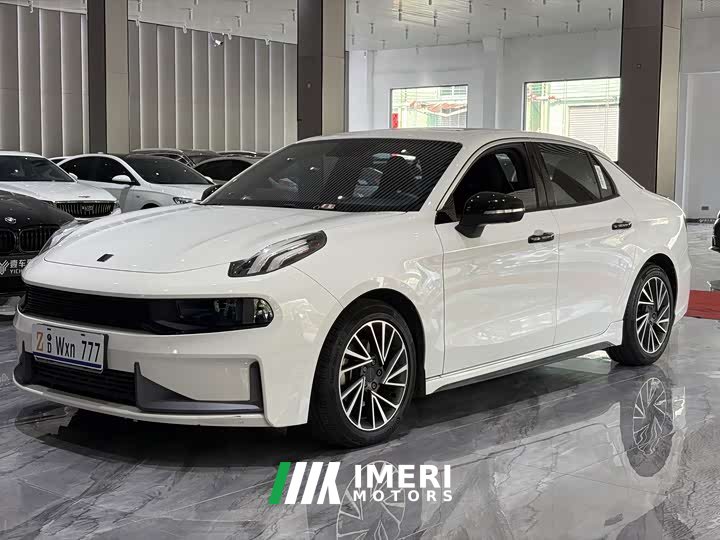 Lynk & Co 03 1.5T DCT Dynamic Plus