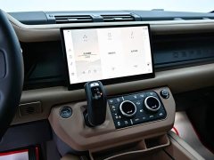 Land Rover Defender 2025 110 3.0T P400 X-Dynamic HSE - ფოტო 18