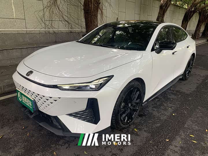 Changan UNI-V 1.5T Prestige Edition