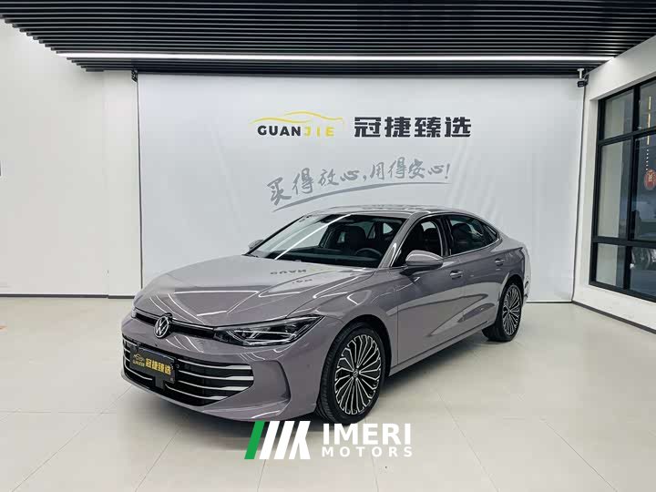 Volkswagen Passat Pro 380TSI Dragon Premium Edition