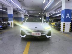 Changan UNI-V 1.5T Deluxe - ფოტო 2