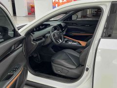 Changan UNI-V 2022 1.5T Deluxe - ფოტო 4