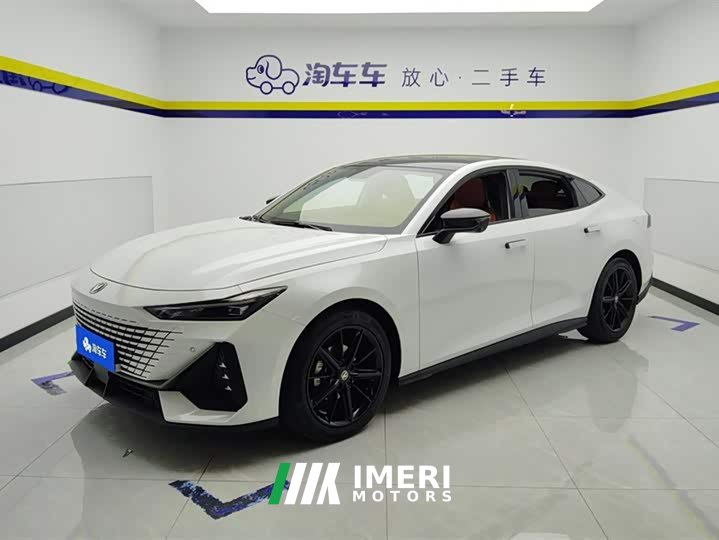 Changan UNI-V 2022 1.5T premium