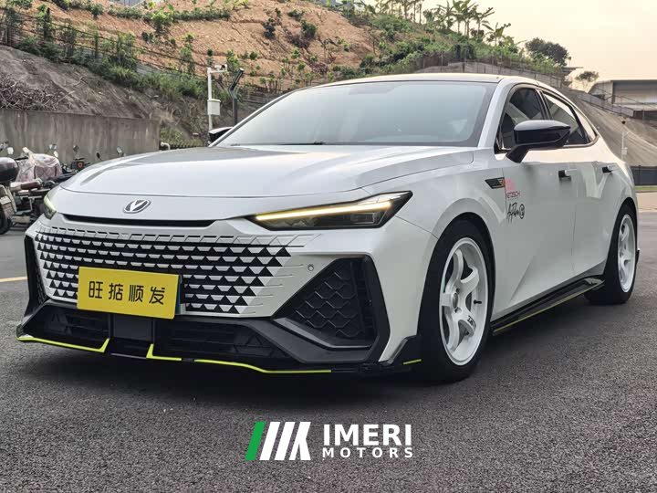 Changan UNI-V 2022 2.0T sharp version