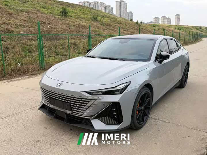 Changan UNI-V 1.5T premium