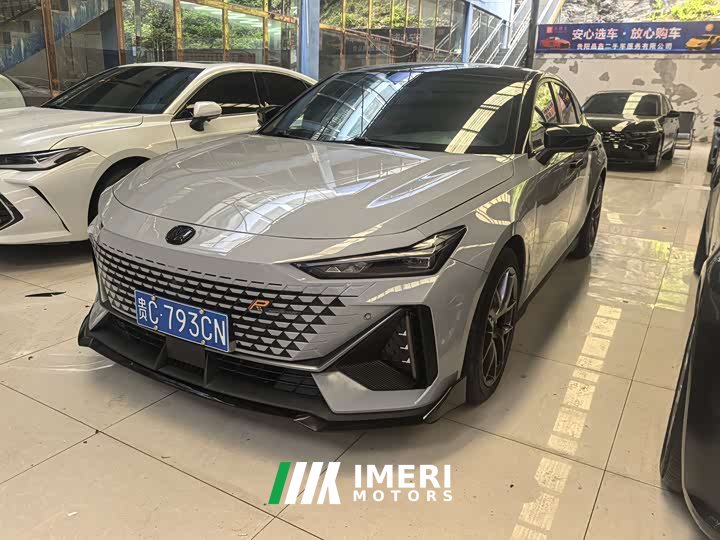 Changan UNI-V 1.5T premium