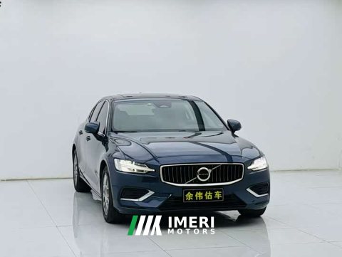 2022 Volvo S60 2023 B4 Smart Luxury Edition - ავტომობილი ჩინეთიდან