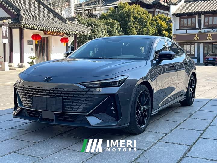Changan UNI-V 1.5T ZunGui Edition