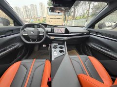Changan UNI-V 1.5T Premium Sport - ფოტო 8