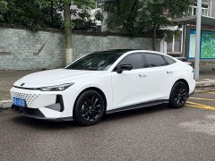 Changan UNI-V 1.5T Premium - ფოტო 1
