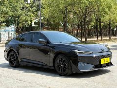 Changan UNI-V 1.5T Premium - ფოტო 2