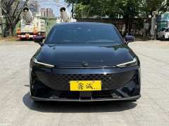 Changan UNI-V 1.5T Premium - ფოტო 3