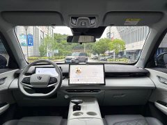 ChangAn UNI-Z PHEV Blue Whale iDD 125km Superior Type - photo 7