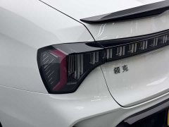 Lynk & Co 03 2023 1.5TD DCT Pro - ფოტო 17