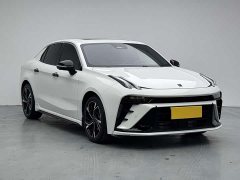 Lynk & Co 03 2023 1.5TD DCT Pro - ფოტო 3