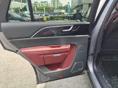 Hongqi E-HS9 690km Qixiang Edition Six-Seater - фото 12
