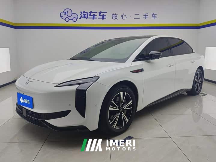 Hongqi EH7 690 Pro