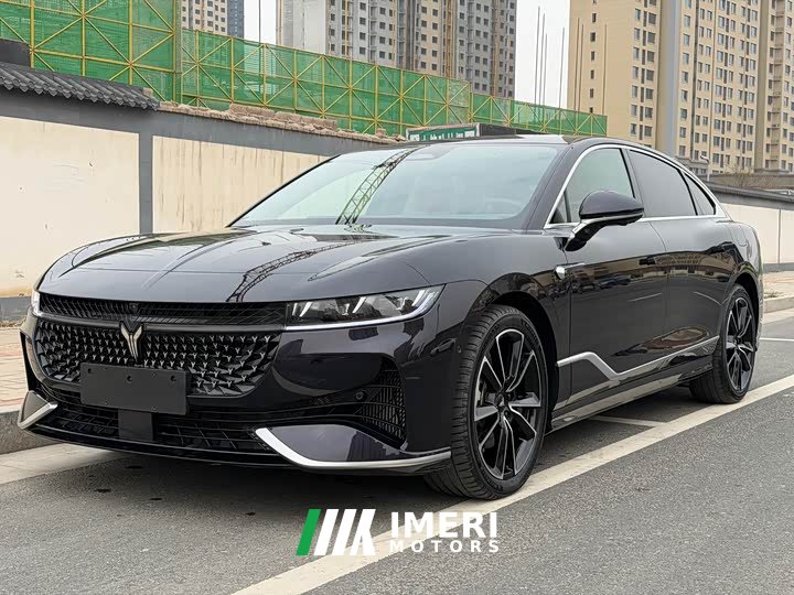 Voyah Lantu Chasing Light PHEV four-wheel drive ultra-long range flagship version