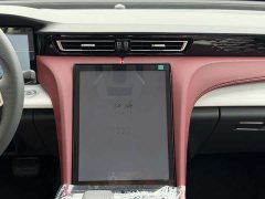 Hongqi H5 2025 2.0T Automatic Xuan Ying 2 Million Units Commemorative Edition - ფოტო 16