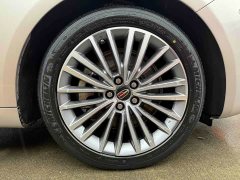 Hongqi H9 2020 2.0T Zhilian Qichang Edition - photo 15