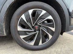 Hongqi HS7 PHEV 2024 2.0T PHEV four-wheel drive Qichang version 6 seats - ფოტო 16