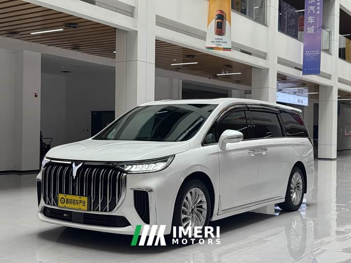 Voyah Lantu Dreamer PHEV Extra Long Range Premium Edition