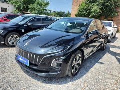 Hongqi E-QM5 2023 basic travel version - ფოტო 1