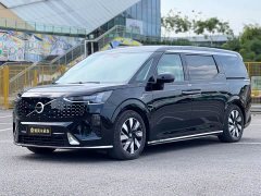 Volvo EM90 2025 Ultra six-seater - ფოტო 1