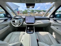 Volvo EM90 2025 Ultra six-seater - ფოტო 10