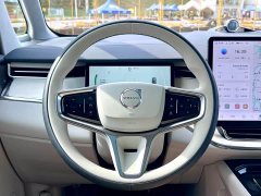 Volvo EM90 2025 Ultra six-seater - ფოტო 12