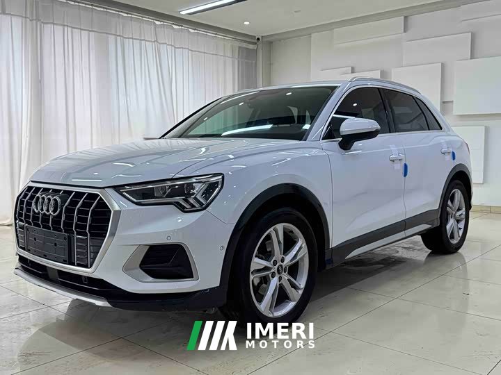 Audi Q3 2022 35 TFSI Stylish Dynamic