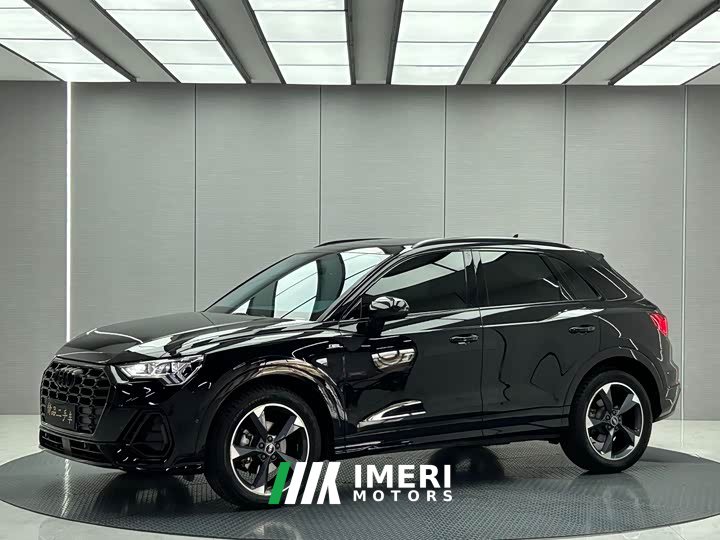 Audi Q3 2023 35 TFSI Fashionable and Dynamic (1.4T) - ავტომობილი ჩინეთიდან