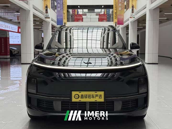 Li Auto Ideal L8 Pro