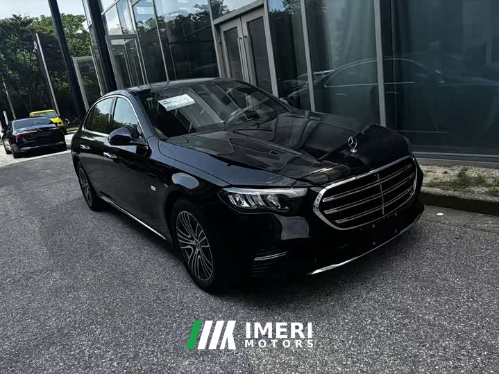 Mercedes-Benz E-Class E 260 L Classic Edition