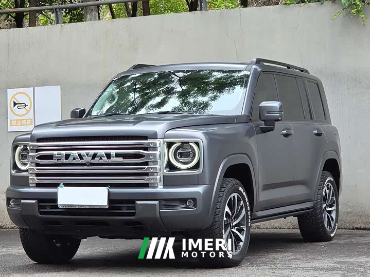 Haval H9 2.0T gasoline four-wheel drive extreme version