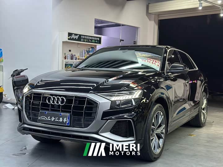 Audi Q8 55 TFSI Premium Dynamic