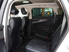Lincoln Explorer 2.0T AWD Premium - ფოტო 11