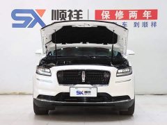Lincoln Explorer 2.0T AWD Premium - ფოტო 18