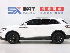 Lincoln Explorer 2.0T AWD Premium - ფოტო 6