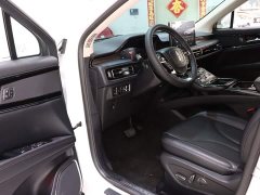 Lincoln Explorer 2.0T AWD Premium - ფოტო 9