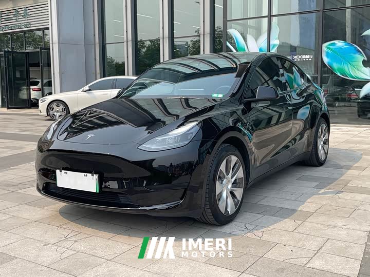 Tesla Model Y Edition