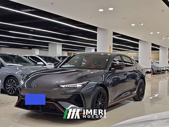 Changan UNI-V 2025 Generation 3 1.5T 500Bar Luxury Sport - ავტომობილი ჩინეთიდან