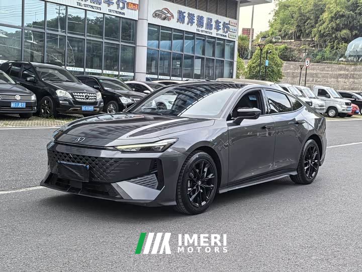 Changan UNI-V 2024 1.5T premium