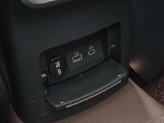 Hongqi HS5 2025 2.0T two-wheel drive Qixiang Pro version - ფოტო 8