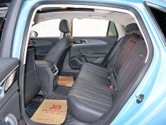 Hongqi H5 2023 2.0T automatic smart connected flag version - ფოტო 18