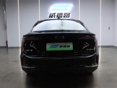 Hongqi E-QM5 2025 500km travel version - ფოტო 6