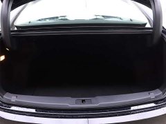 Hongqi E-QM5 2025 500km travel version - ფოტო 9